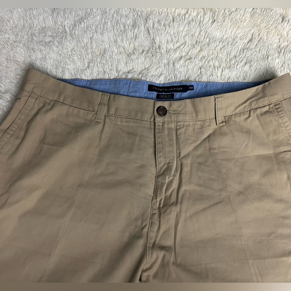 Men's Tommy Hilfiger Khaki Pants 36/30